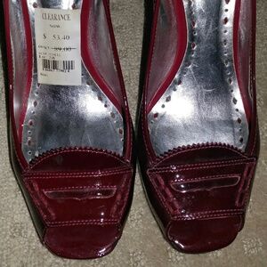 BCBG red ombre heels...